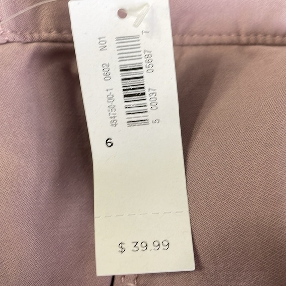 Old Navy Rockstar Super Skinny Jeans - Picture 8 of 8